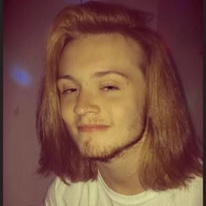 Meet your Posher, Logan